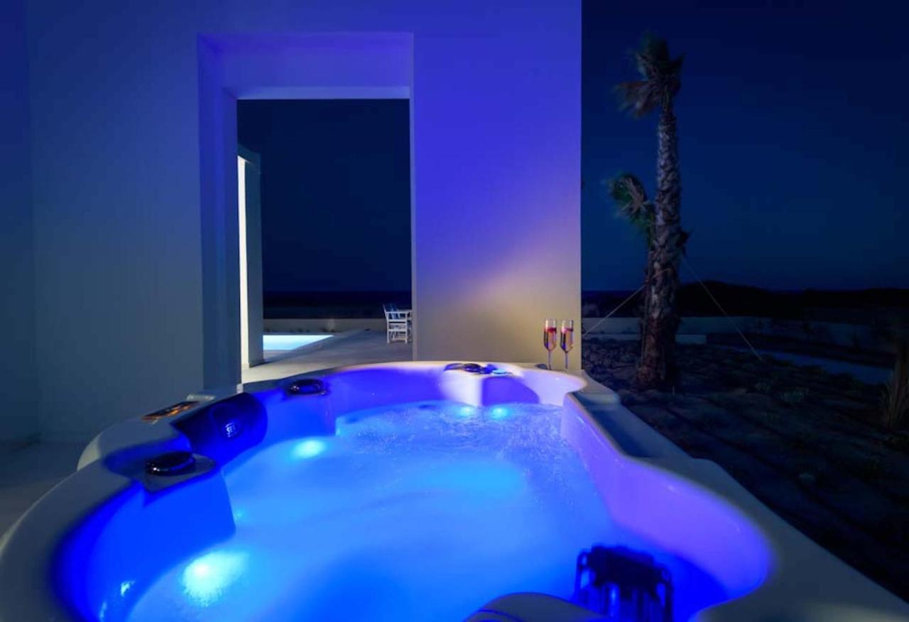 Seashore Beachfront Villa Lakhania Esterno foto